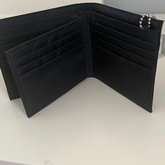 Black Nylon Roots Wallet - Picture 4 of 6